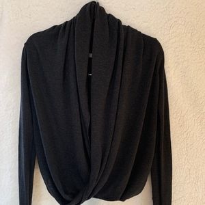 Lululemon Iconic Wrap Size 4